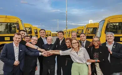 20.03.2026 - Presidente da República, Luiz Inácio Lula da Silva, durante entrega das chaves dos ônibus do programa “Caminho da Escola”, no Distrito Industrial II. Sete Lagoas - MG.
Foto: Ricardo Stuckert / PR
